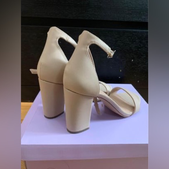 Madden Girl Beige Heels - Picture 3 of 6